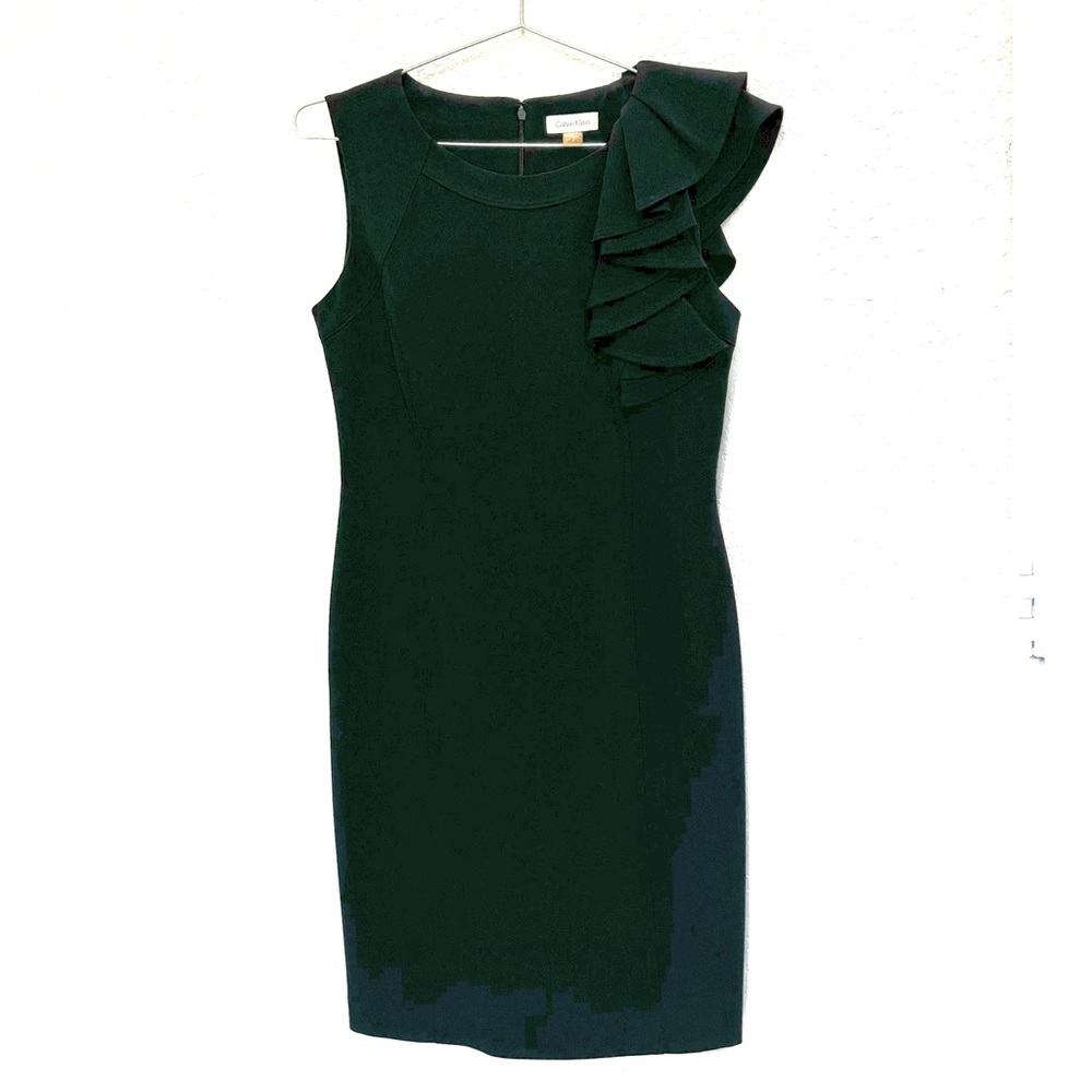 Calvin Klein Sleeveless Black Cocktail Dress
